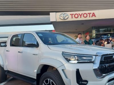 Toyota hilux Srx 2.8 At 4x4 2024