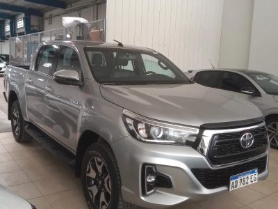 Toyota Hilux Srx 2.8 2018 impecable