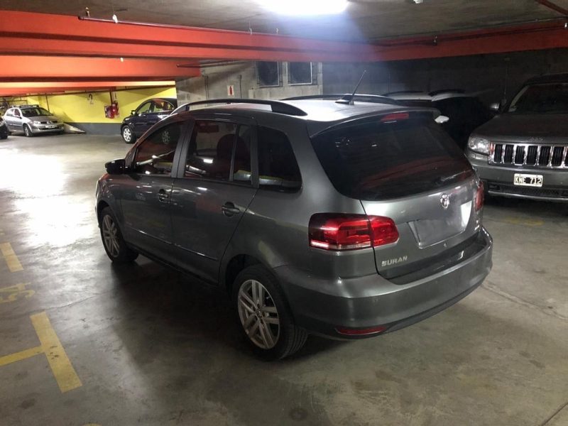 Volkswagen Suran 2019 Highline 86.000km Caja de 6ta nuevo